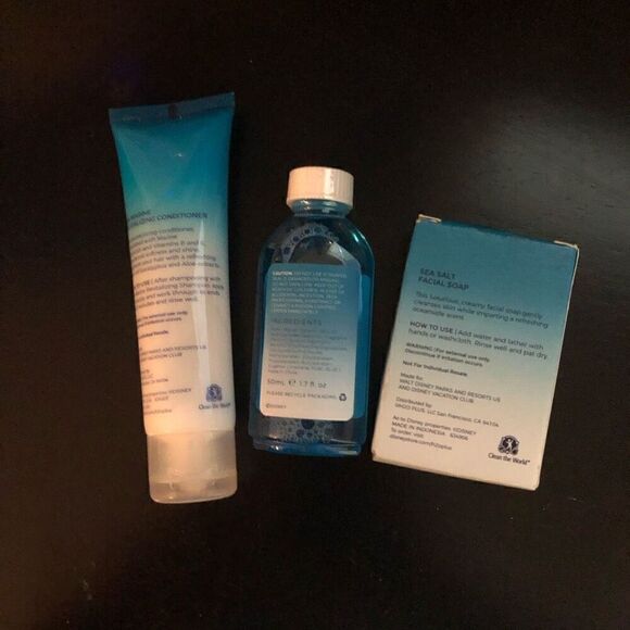 Disney Hotels Mouthwash, Bar Soap and Conditioner Travel Size - Picture 2 of 2